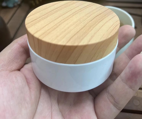 Bambou en bois en plastique de pot de crème de la couverture 100ml 200ml de grain pour l'OEM cosmétique